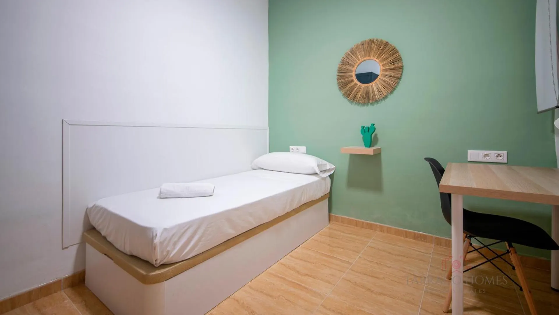 Tarracohomes-Th08 Apartamento Con Patio Privado En El Centro De Tarragona