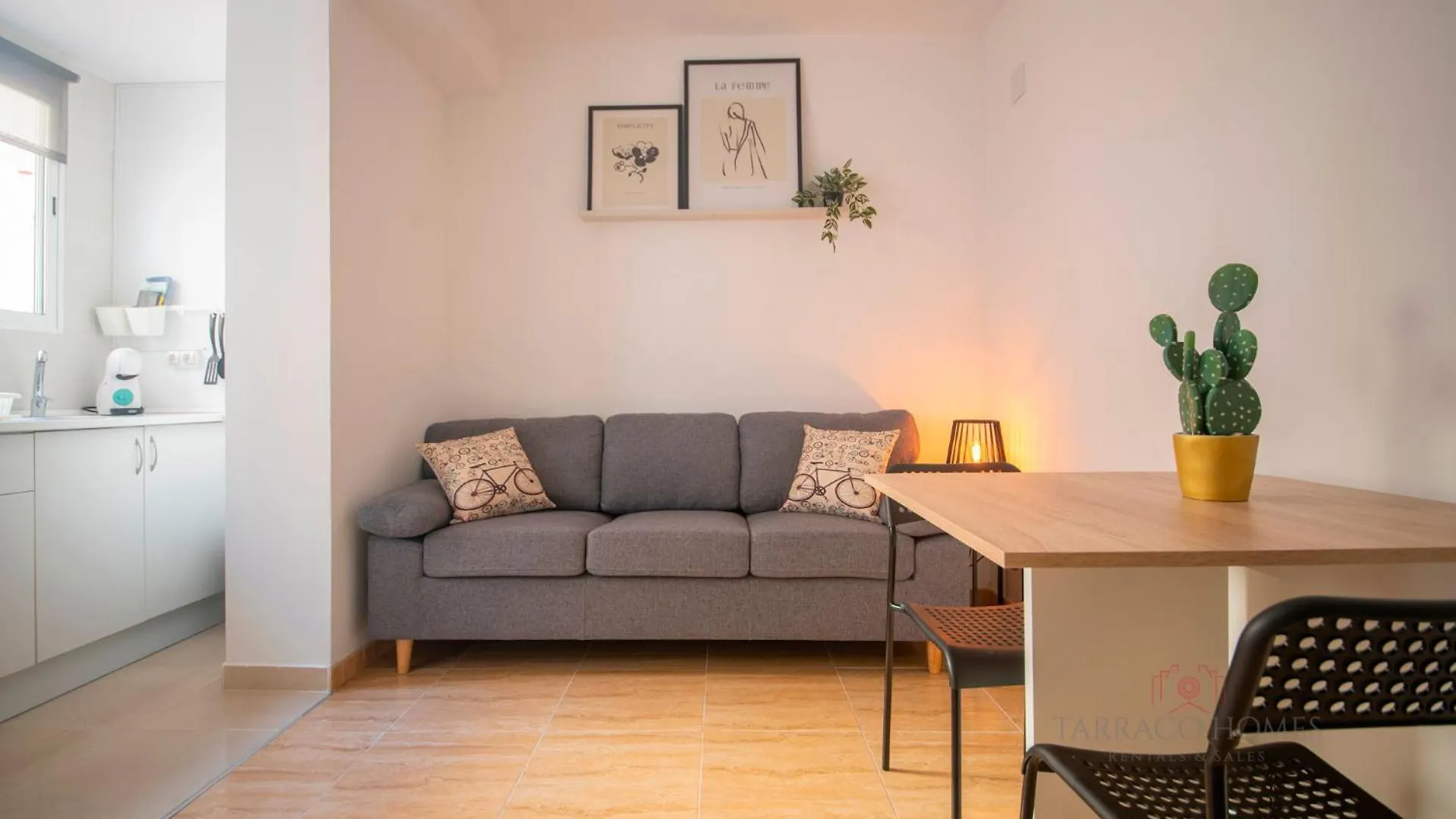 Tarracohomes-Th08 Apartamento Con Patio Privado En El Centro De Tarragona